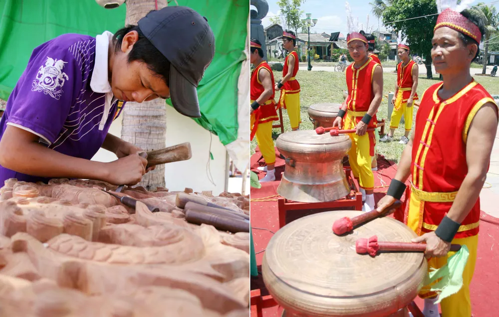 Thợ mộc Kim Bồng (Hội An) đang trình diễn chạm Rồng tại không gian văn hóa Việt (trái) và các nghệ nhân làng đúc đồng Đông Sơn (Thanh Hóa) trình diễn trống đồng tại Hội An